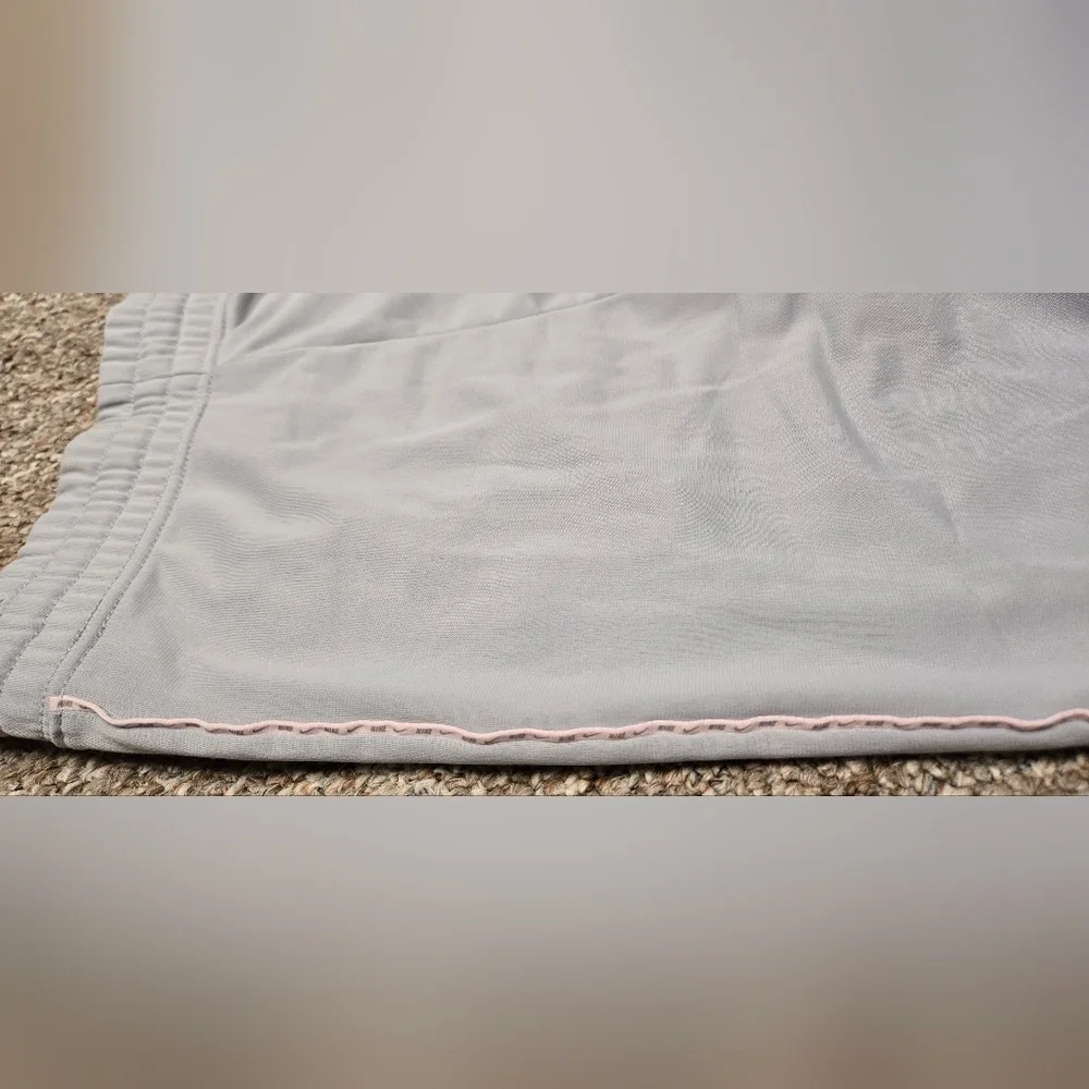 Nike Sportswear Girls Lifestyle  Grey/Pink pants